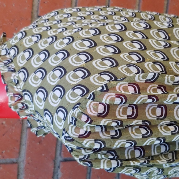 Women's Long Sleeve Geometric Pattern Blouse in Olive Green size Small - Picture 5 of 11